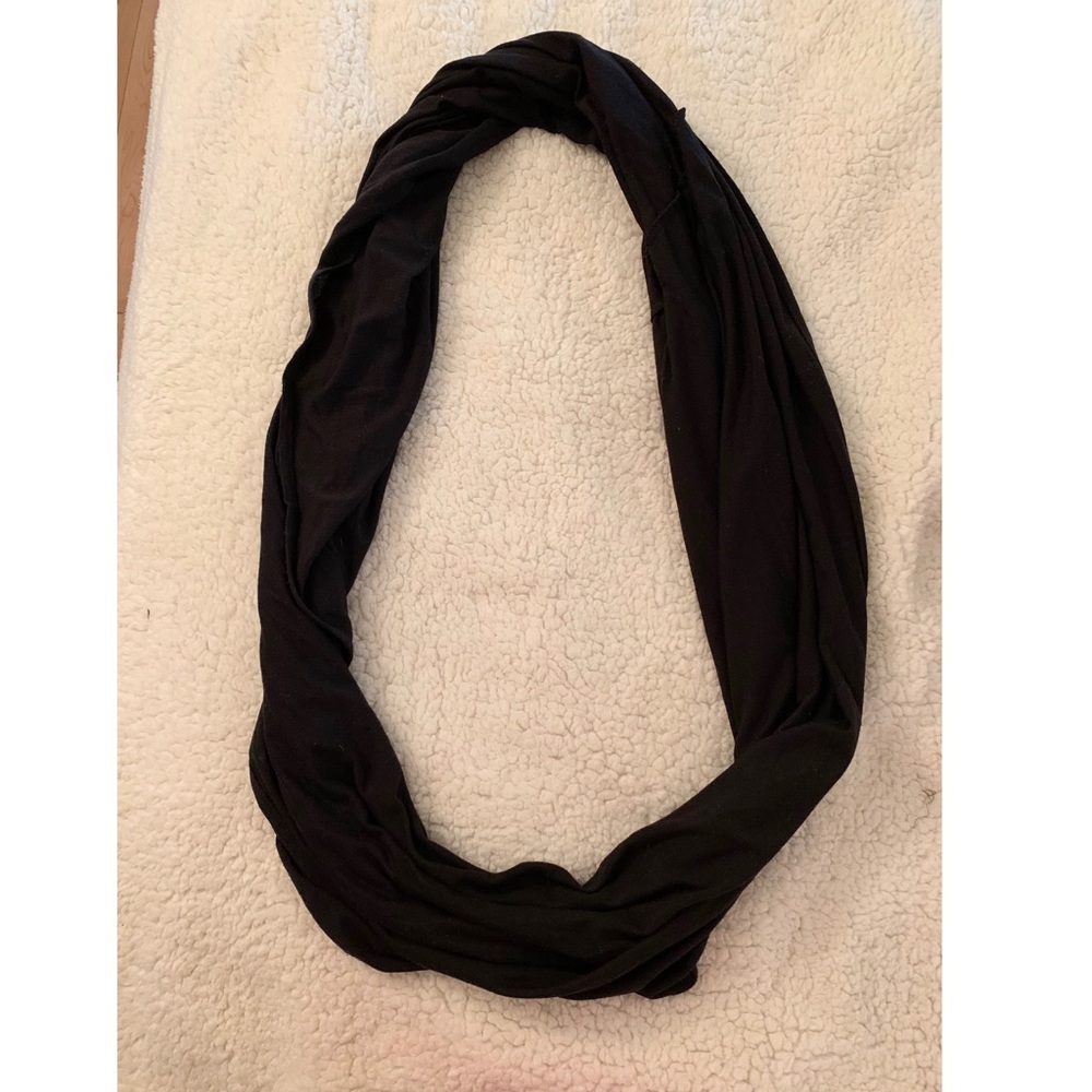 Infinity scarf